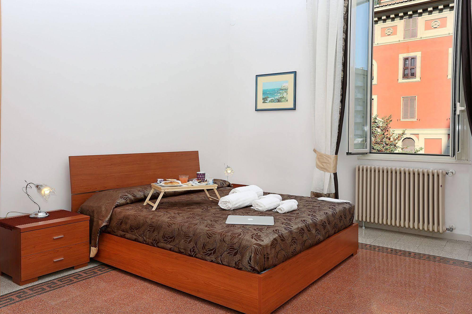Hotel Bells Of Roma Exterior foto