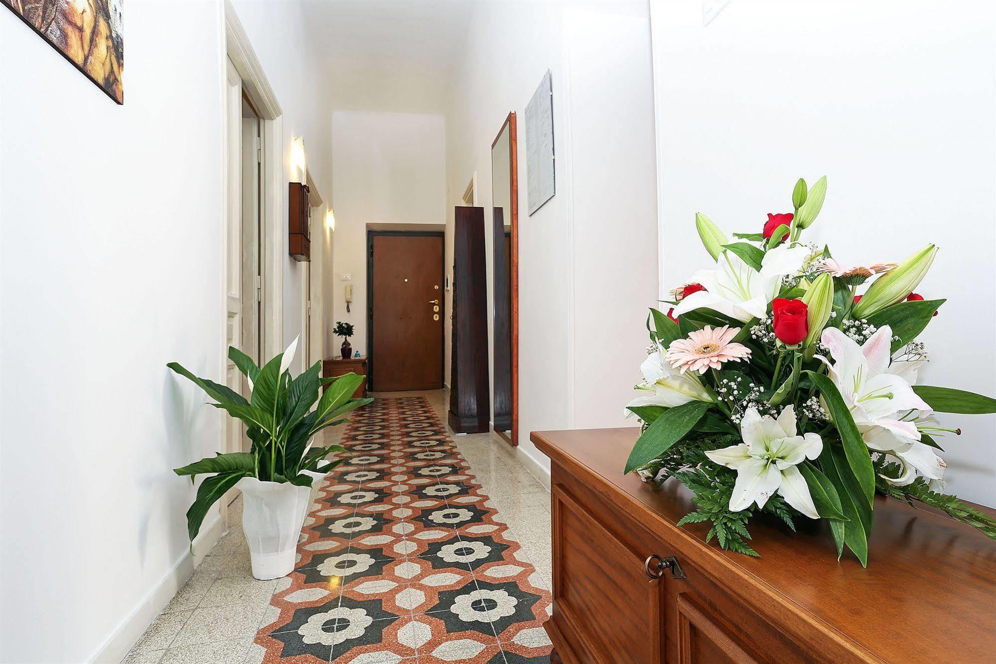 Hotel Bells Of Roma Exterior foto